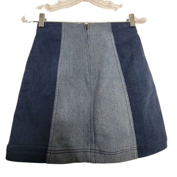 Urban Outfitters Colorblock Denim Mini Skirt Size 24 Blue Zip Back - Picture 3 of 7